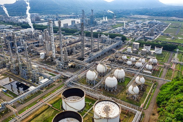 View of a large LNG plant from above